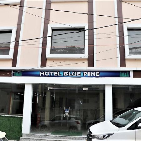 Hotel Blue Pine Haridwār Eksteriør billede